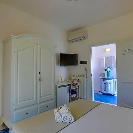 Il Faro Bed & Breakfast 4*